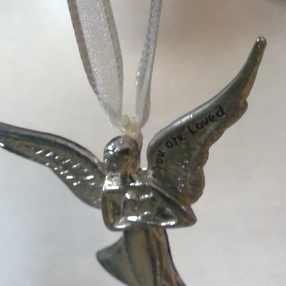 NWT Serenity Angel with ribbon hanger - Picture 4 of 7